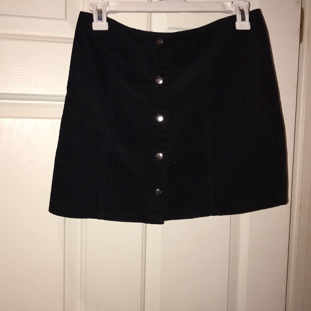 Forever 21 Black skirt